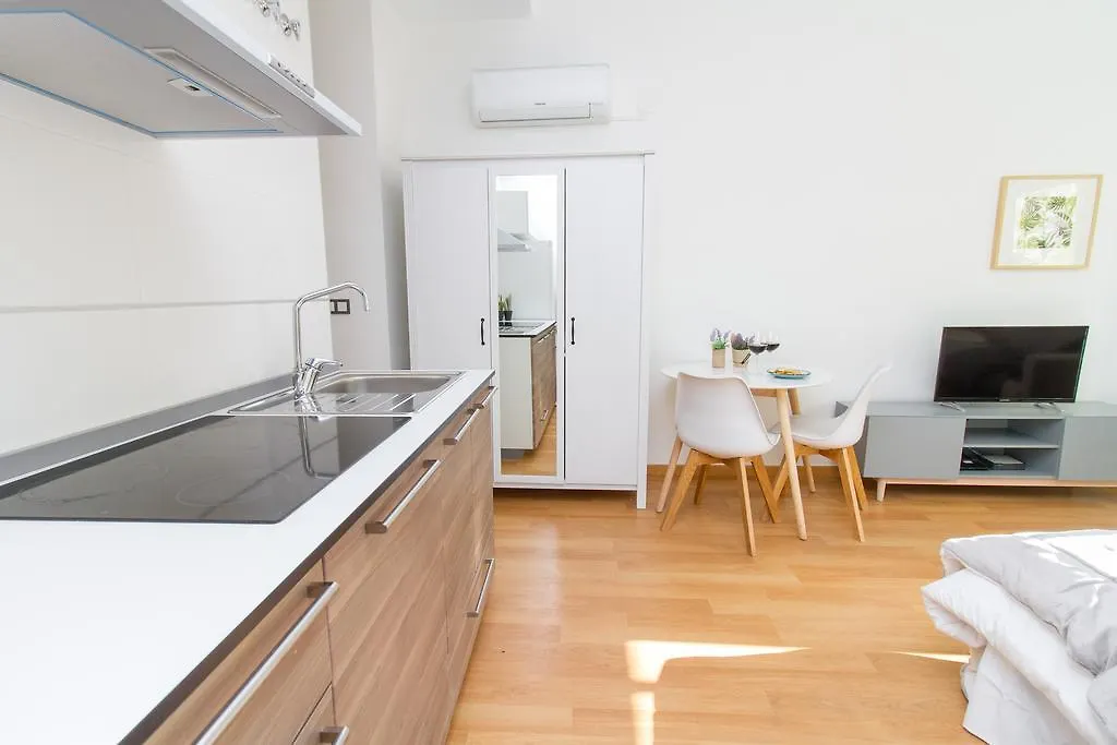 Great Studio Refino Apartment Malaga